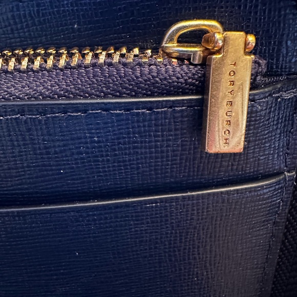 Tory Burch Robinson Continental Leather Wallet Black - Picture 3 of 9